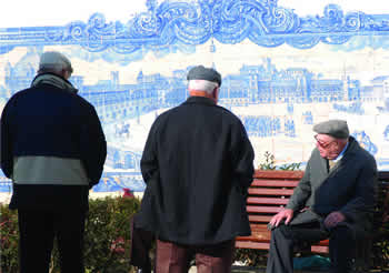 Anziani di Lisbona