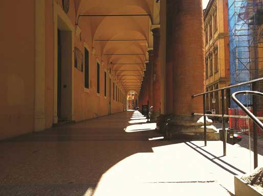Foto - Portico ingresso liceo Galvani