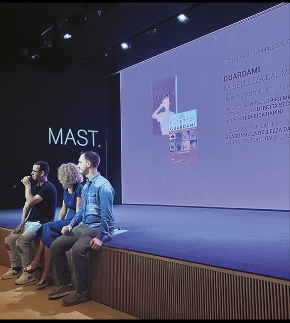Filmon Yemane, Federica Rapini e Marco Zollo sul palco al termine della proiezione di "Guardami" - MAST, Bologna