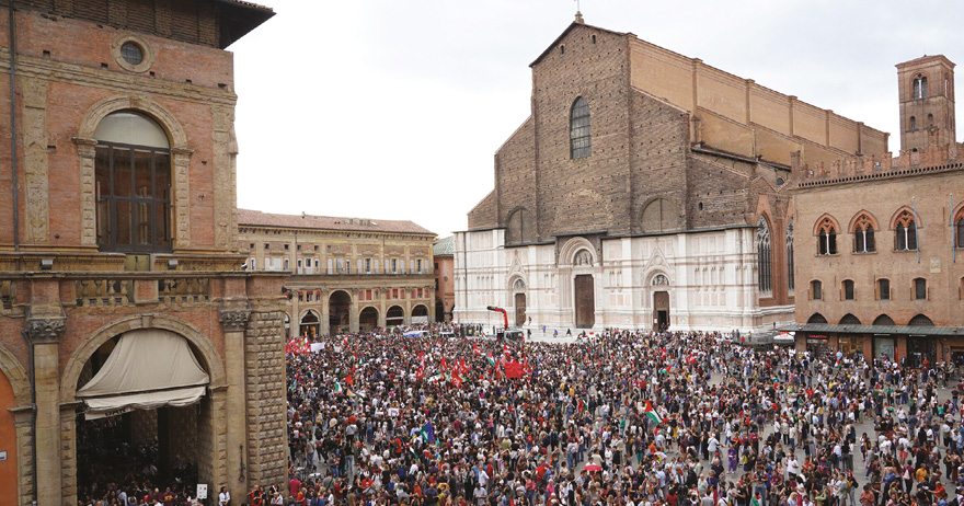 Manifestazione in Piazza Maggiore - 2025, Bologna