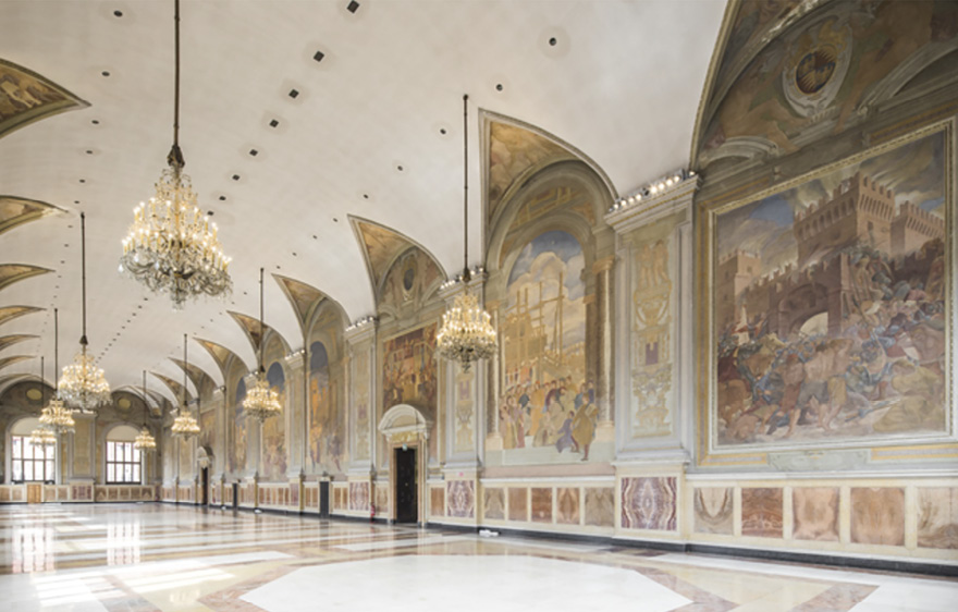 First floor of the Palazzo del Podestà today, Piazza Maggiore, Bologna