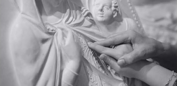 Immagine di un bassorilievo del museo Anteros