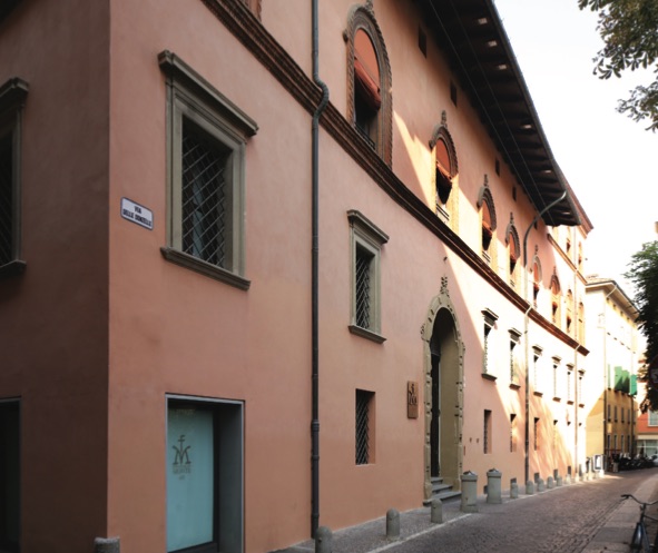 Head office of the Fondazione del Monte di Bologna e Ravenna, Via delle Donzelle, Bologna