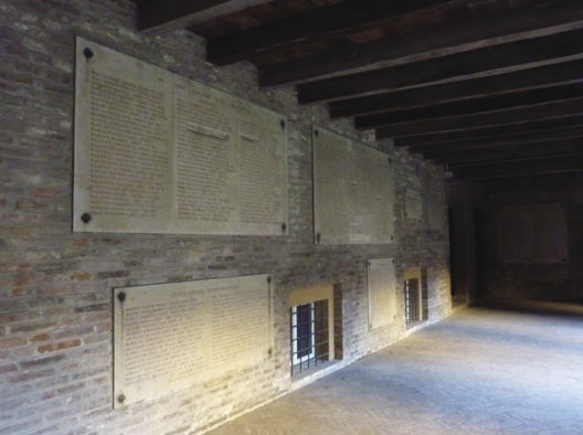 Lapidario - Basilica di Santo Stefano Bologna