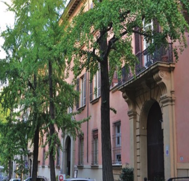 Palazzo Loup oggi - Piazza Calderini, Bologna