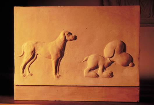 cliccando ingrandisci immagine raffigurante Snoopy con un bracco