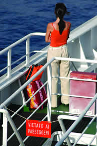 Donna su nave da crociera