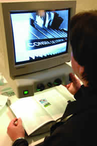Foto - Lettura su computer