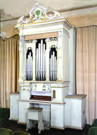 Close up picture of the Traeri organ
