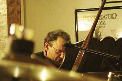 Foto - Il musicista e compositore Jimmy Villotti