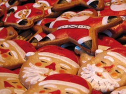 Foto - Biscotti natalizi con faccia di Babbo Natale